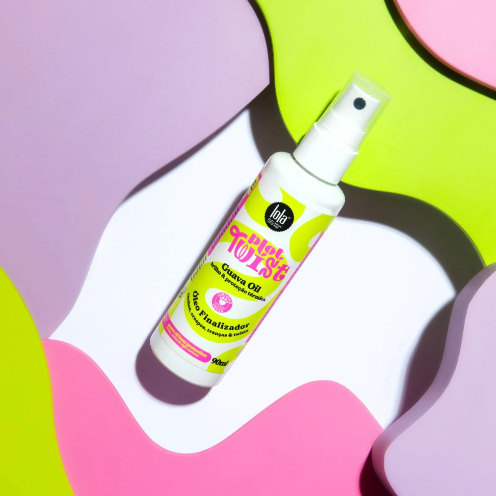 Lola from Rio - Plot Twist Curl Shine & Define Guava Oil - 90 mL
