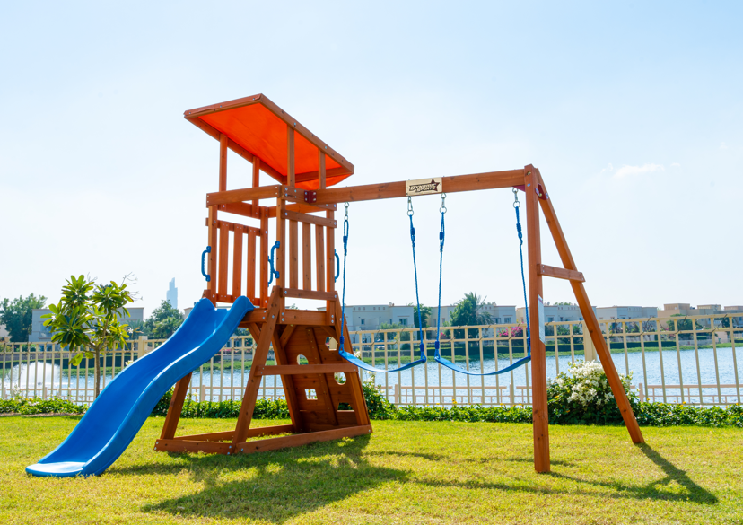 Dynamic Sports - Arabian Cat Swing Set