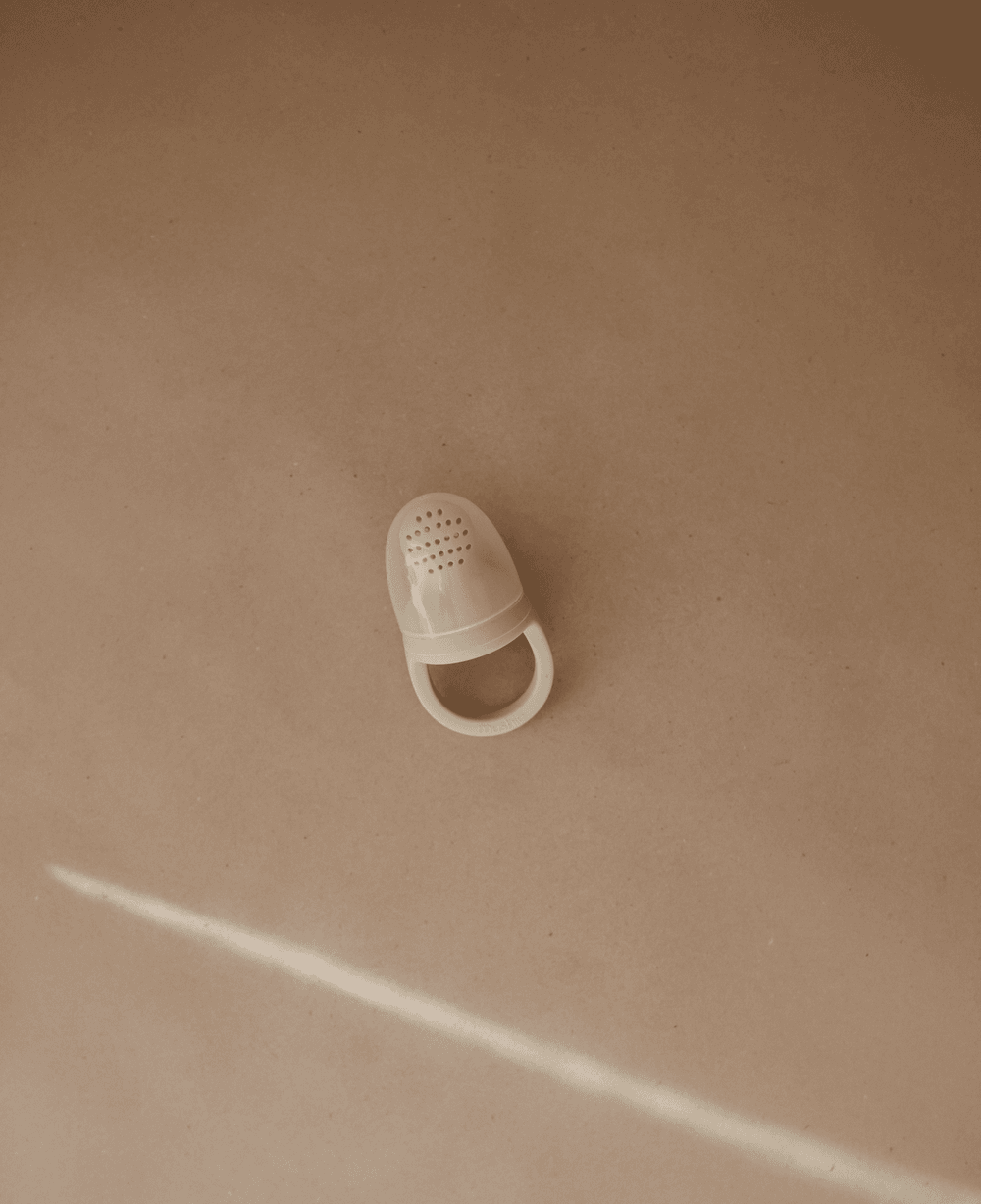 Mushie - Silicone Fresh Food Feeder - Sage - Pack of 2