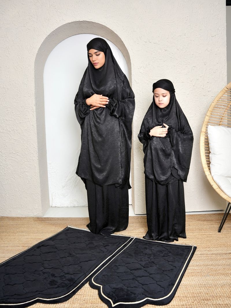 The Modest Company - 4pc-Set - Matchi Jilbab Top And Skirt - Black Velvet