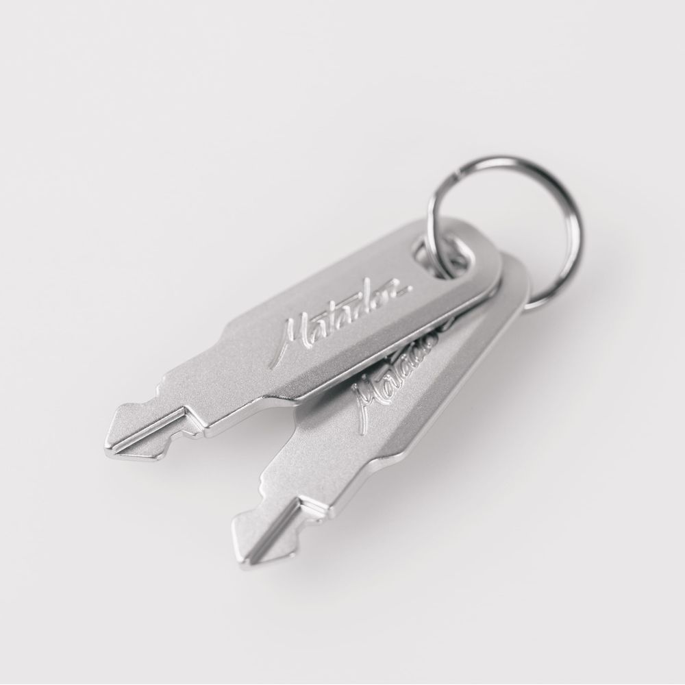 Matador - BetaLock Carabiner With 2 Keys - Matte Black