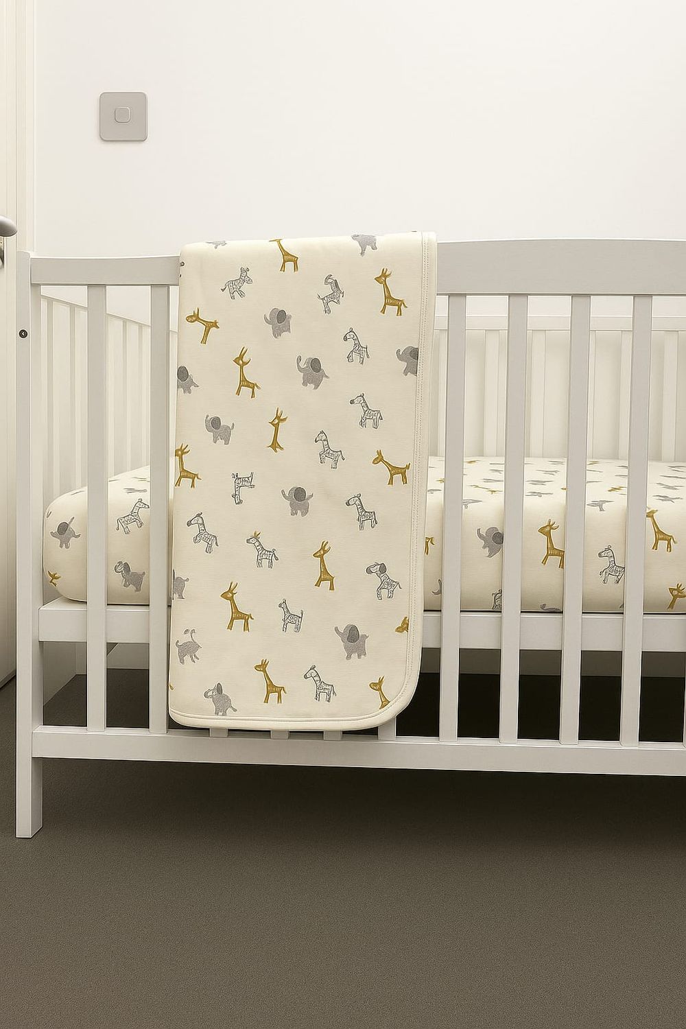 Kinder Valley Safari Cot Fitted Sheet - Beige