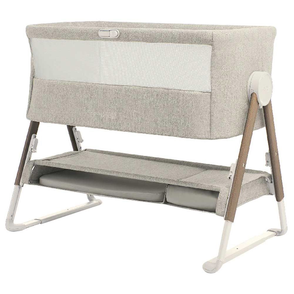 Mamas & Papas Lua Bedside Crib – Breathable Mesh with Lift/Lower Side – Compact Fold – Mattress Included – Co-Sleep Support for 0–6 Months – Beige
