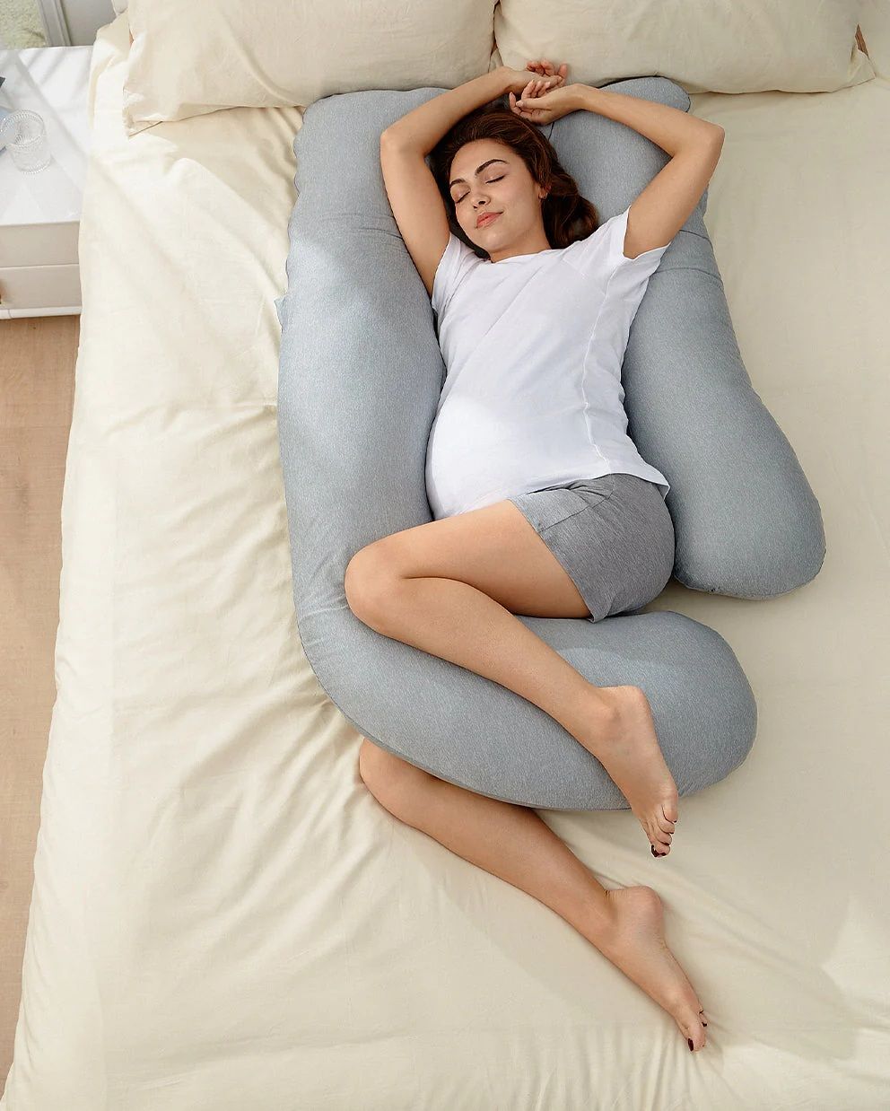 Momcozy - U Shaped Cooling Fabric Pregnancy Pillow - Grey