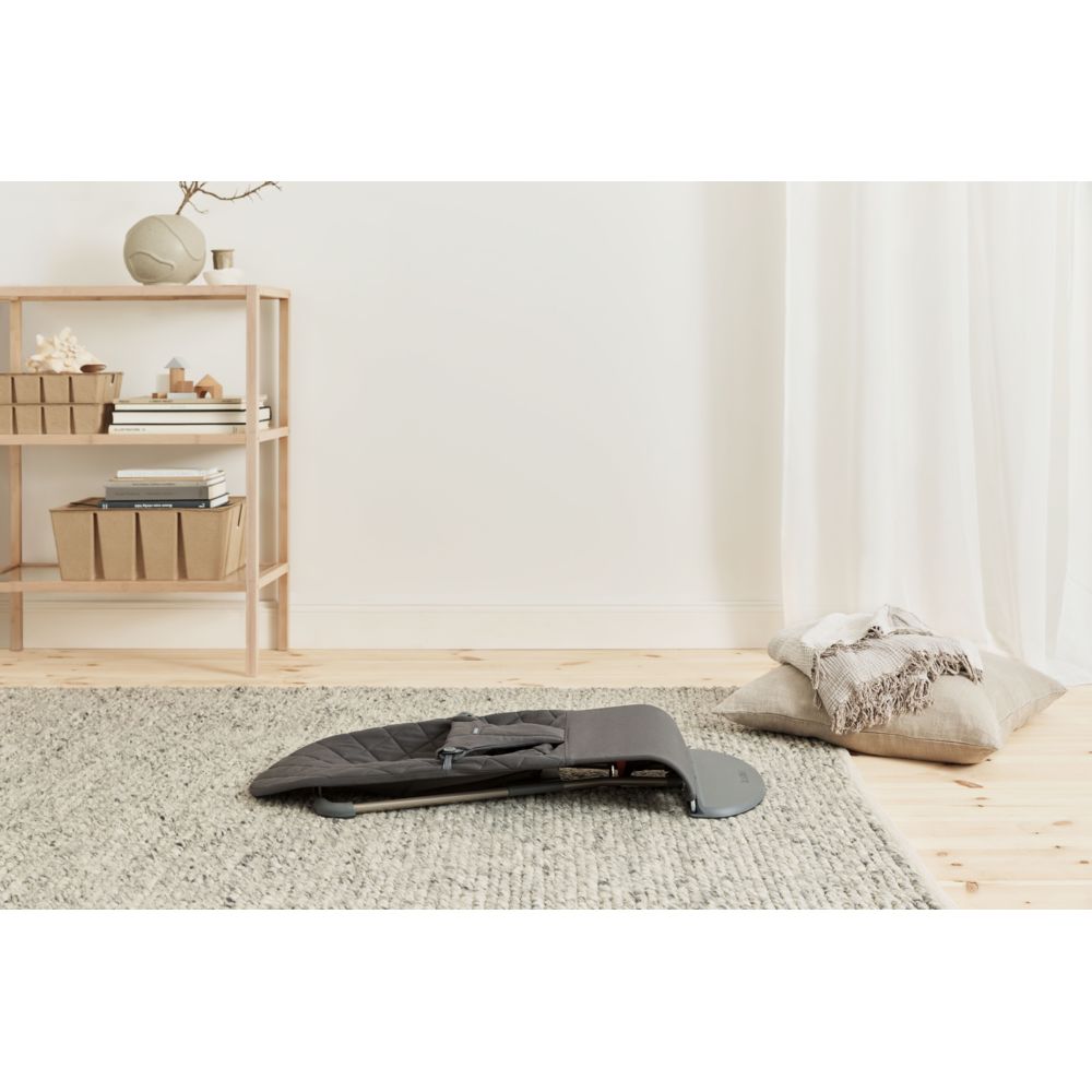 BABYBJÖRN Bliss Woven Baby Bouncer – Ergonomic Seat with Natural Rocking – 3 Reclines, Removable Fabric – Soothing & Play for 0–24 Months – Cotton Anthracite