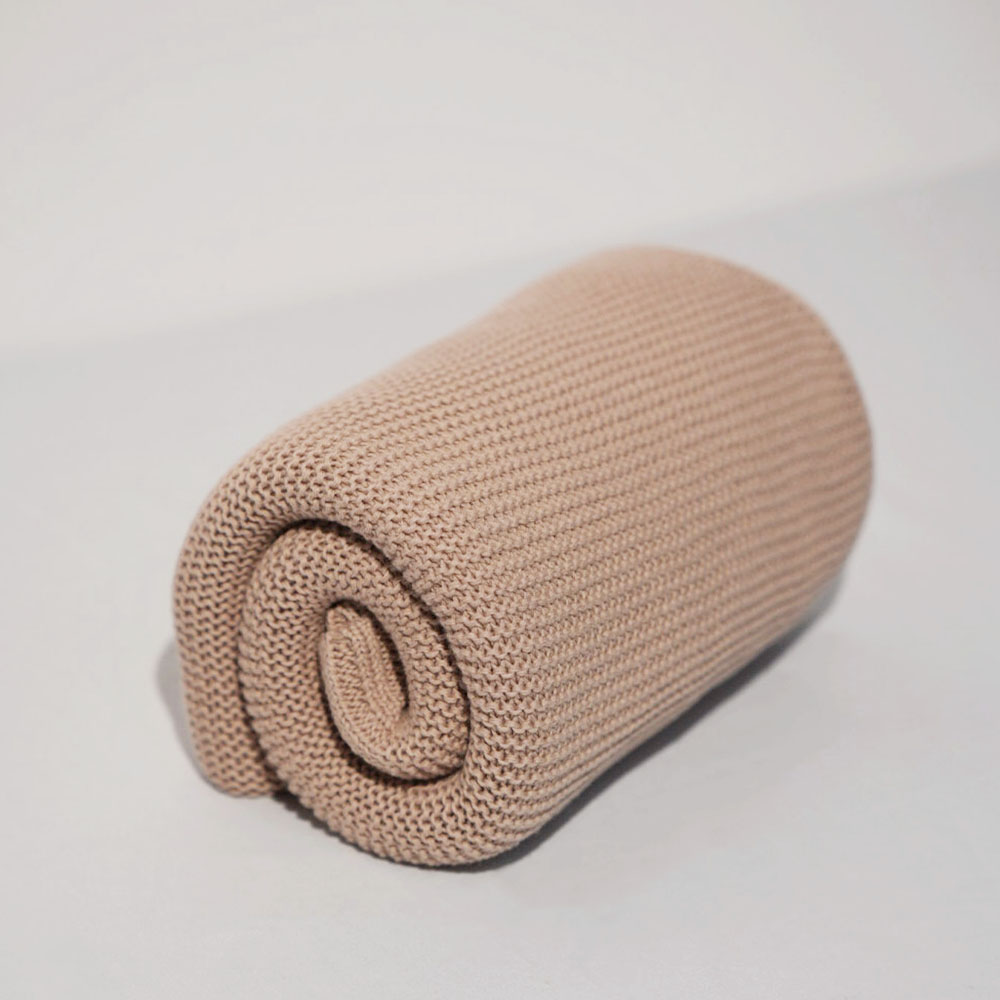 Little Moon - Knitted Baby Blanket - Light Brown