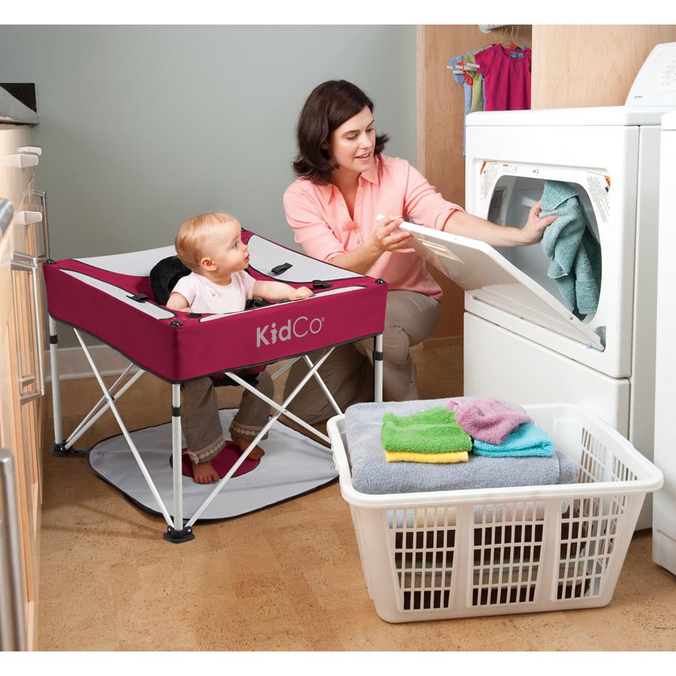 Kidco Go Pod Plus Cranberry