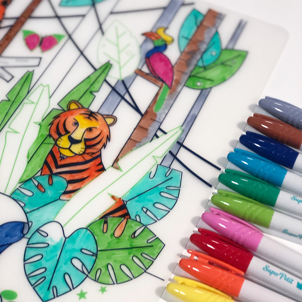 Super Petit - Jungle Colouring Playmat + Green wristband + 5 markers