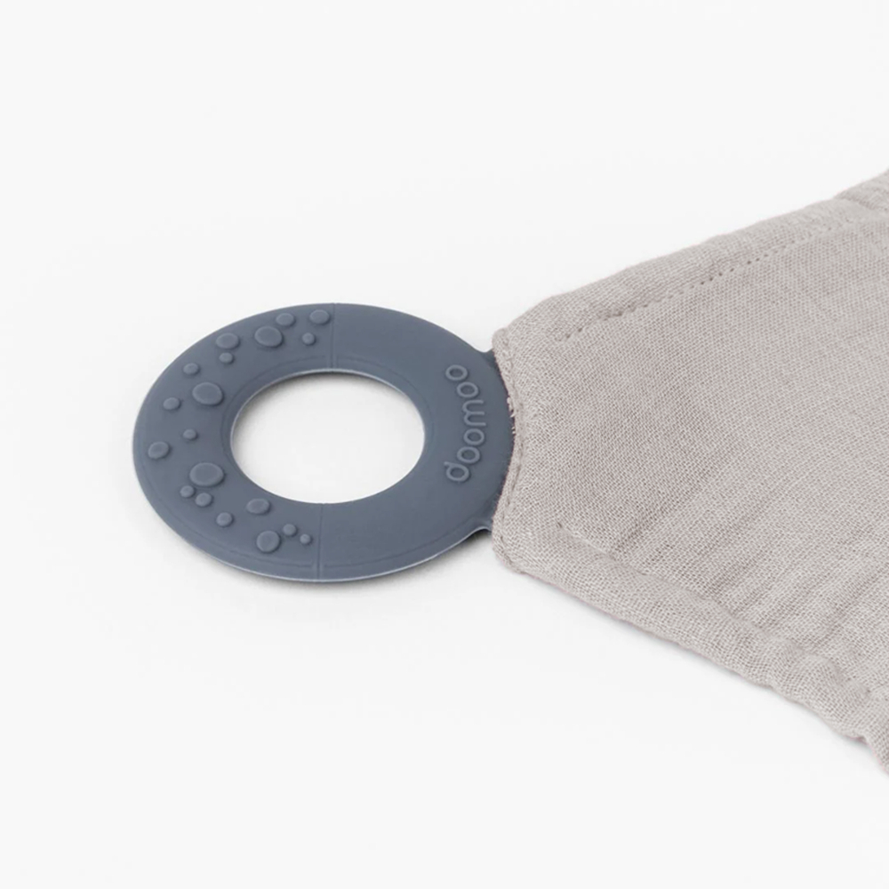 Doomoo - Mom'N Play Tetra Nursing Cape - Almond